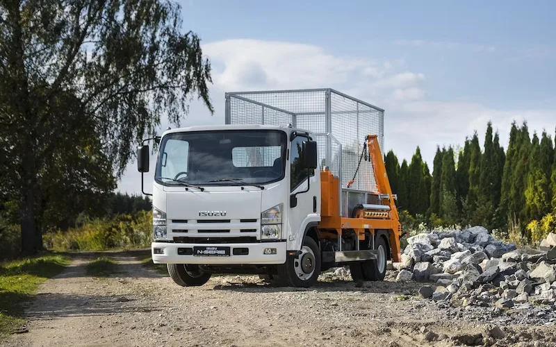 ISUZU M21